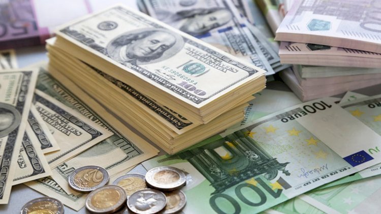 Dolar/TL kuru haftaya 17,65 ile başladı