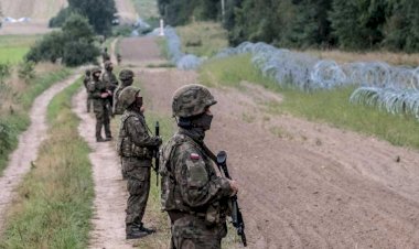 Polonya da sınırına telden duvar örecek