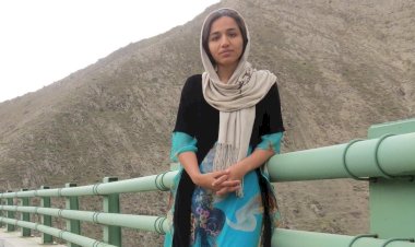 Kürtçe öğretmeni Zara Mihemedi Sine’de tutuklandı