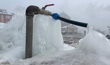 Ağrı buz kesti: Termometreler eksi 33 dereceyi gördü