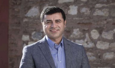 Demirtaş’a Davutoğlu’na hakaretten hapis cezası