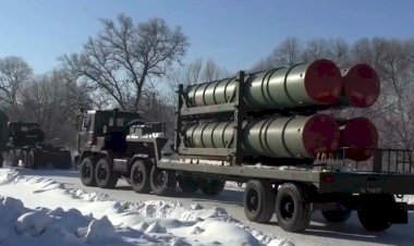 Rusya'dan Ukrayna sınırında 6 bine yakın askerle savaşa hazırlığı!