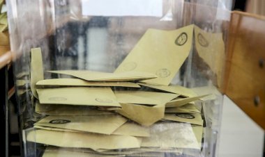 Son seçim anketi: Hangi Parti ne kadar oy alıyor!