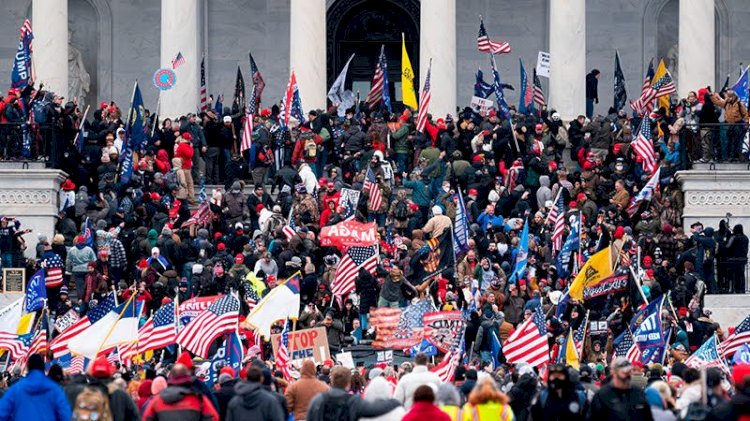 ABD'de Kongre baskınını soruşturma komisyonu Trump'a odaklandı: Önlemek için neden üç saat bekledi?