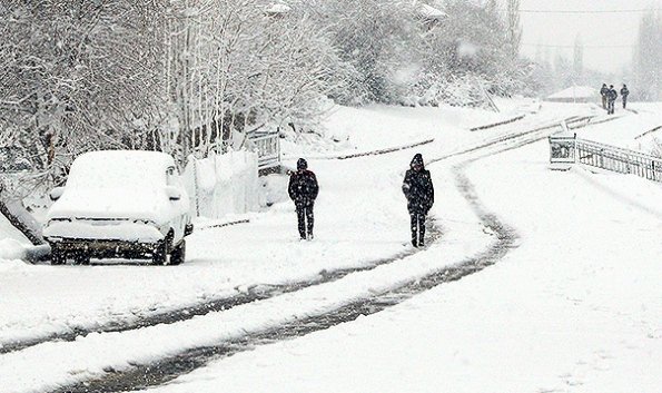 Dersim ve Bitlis'te eğitime kar engeli