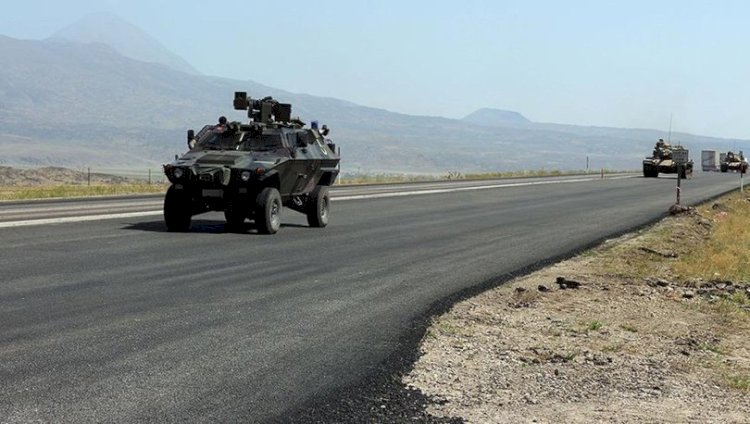 Hakkari'de gösteri ve yürüyüşler yasaklandı