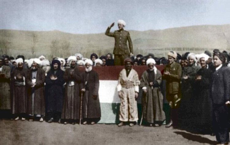 Mahabad Kürdistan Cumhuriyeti 76 yaşında