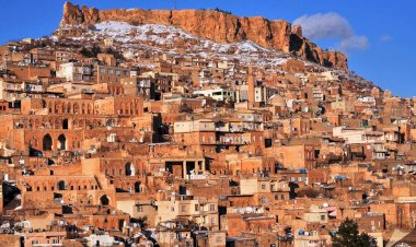 Mardin’de mimari dokuyu bozan binalar yıkılıyor