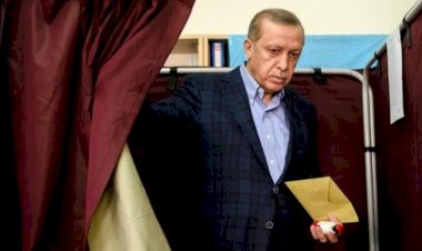 Timothy Ash, seçimi kaybederse Erdoğan'ın ne yapacağını yazdı