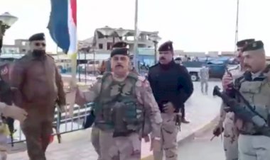 Irak ordusu Şengal'de Öcalan'ın posterlerine kaldırdı!