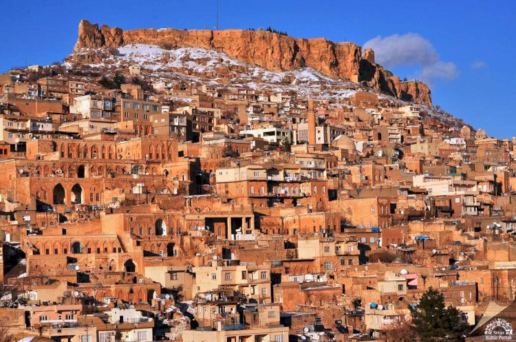 Mardin’de mimari dokuyu bozan binalar yıkılıyor