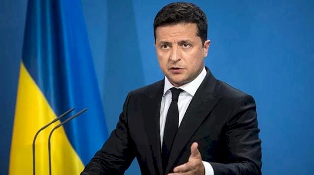 Zelenskiy: Ülke bombalandıktan sonra yaptırımlarınıza ihtiyacımız yok