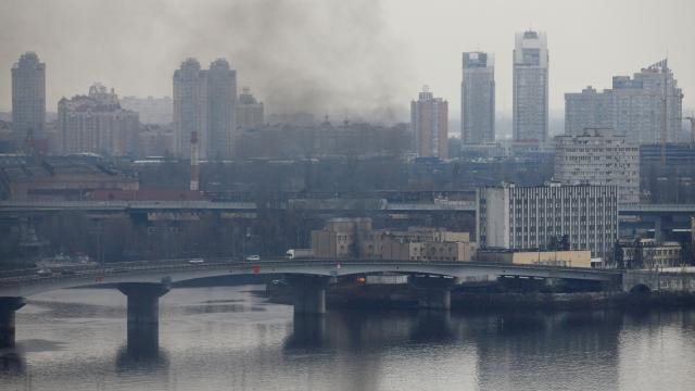 Kiev’de sokağa çıkma yasağı ilan edildi