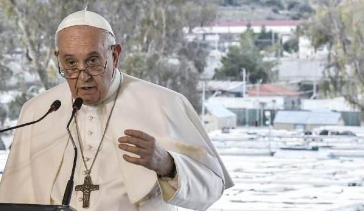 Papa, Rusya Büyükelçiliği'ne giderek savaşa dair endişelerini belirtti