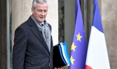 Fransa: Rusya’ya topyekûn ekonomik ve mali savaş açacağız