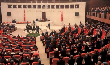 9’u HDP’li 11 milletvekiline ait 13 dokunulmazlık fezlekesi Meclis'te