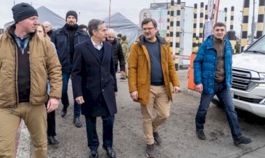 ABD ve Ukrayna Dışişleri Bakanları sınırda görüştü