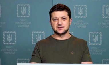 Zelenskiy: Rusya Odessa'yı bombalamaya hazırlanıyor!