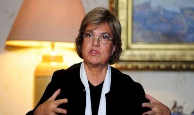 Çiller, “Partiyi bize teslim eder misiniz” diye sordu