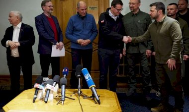 Zelenskiy Kiev’de üç başbakanla bir araya geldi