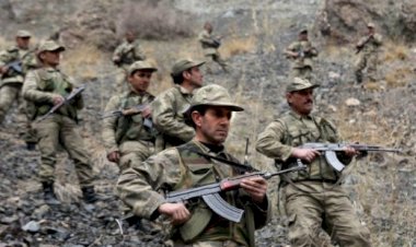 Van’da 20 korucu gözaltına alındı