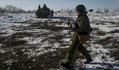 Iraklı gençler Ukrayna’da savaşmak için başvuruyor: Asıl amaç...