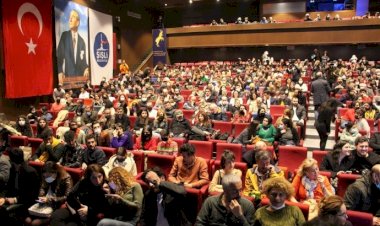 2. İstanbul Kürt Film Festivali, ‘Ezidi Kürtler’ filmiyle start aldı