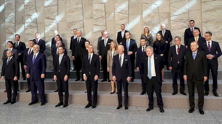 NATO Olağanüstü Liderler Zirvesi başladı
