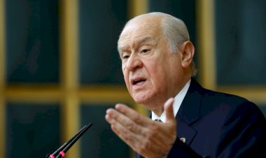 Bahçeli anket şirketlerine kızdı: Alayınıza soruyorum; Kandil'de mi geziyorsunuz?