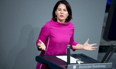 Almanya Dışişleri: Ukrayna'nın ağır silahlara ihtiyacı var