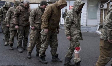 Rusya: Mariupol'de 1026 asker teslim oldu