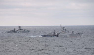 Pentagon: Rusya Karadeniz'deki gemilerini güneye çekti