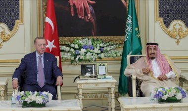 Erdoğan, Suudi Arabistan Kralı Selman ile bir araya geldi