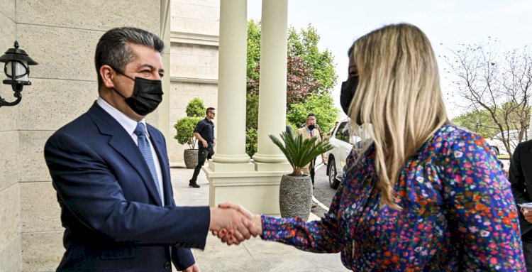 Mesrur Barzani, Hollandalı heyet ile ilişkilerin geliştirilmesini görüştü