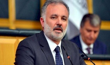 Ayhan Bilgen'den tepki çeken 'Türkçülük Günü' paylaşımı