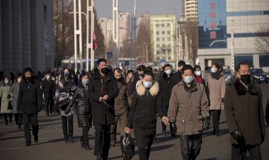 Kuzey Kore’de dar pantolon giymek yasaklandı