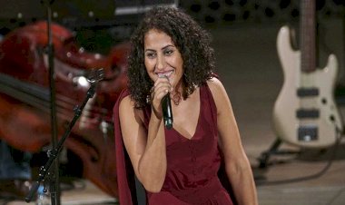 AKP’li belediyeden  Aynur Doğan konserine yasak: Uygun değil!