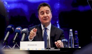 Ali Babacan: Şu andaki krizi bizden başka çözecek kimse yok