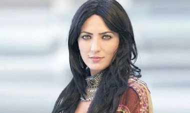 Kürt sanatçı Zelal Gökçe İstanbul Havalimanı’nda gözaltına alındı