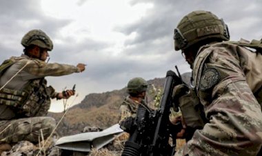 Yenilendi - TSK’dan açıklama; 4 asker hayatını kaybetti, 3 asker yaralandı