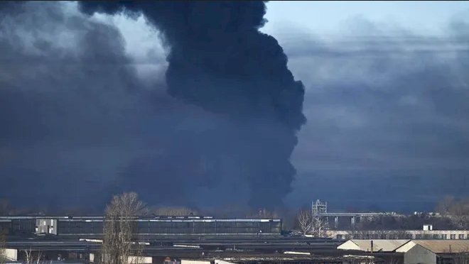 Rusya açıkladı: 'Odesa'da silahların bulunduğu hangarı vurduk'