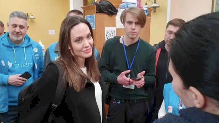 Angelina Jolie Ukrayna'yı ziyaret etti