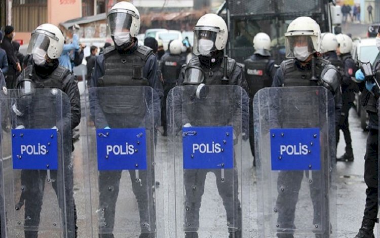 Van'da gösteri yürüyüşü ve açık hava toplantılarına yasak