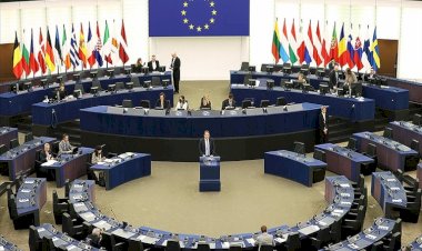 Avrupa Parlamentosu'ndan Türkiye’ye 'Rusya konusunda net ol' çağrısı