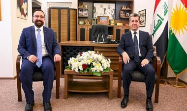 Mesrur Barzani, İletişim ve Ulaştırma Bakanlığı'nı ziyaret etti