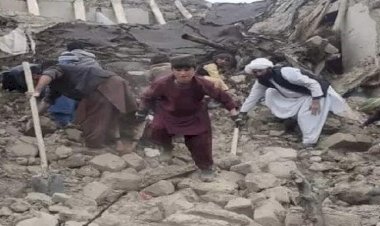 Afganistan'daki depremde 255 kişi öldü