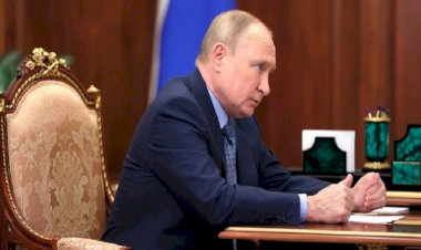 Putin, Ukraynalılara 'Rus vatandaşlığı'nı kolaylaştıran kararnameyi imzaladı