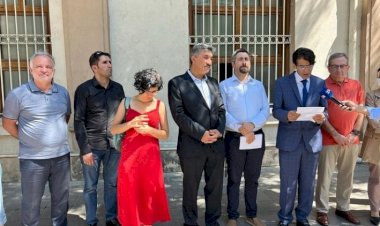 10 ilde Kürtçe öğretmen atamaları için basın açıklaması yaptı