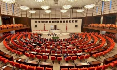 Meclis’e olağanüstü toplanma çağrısı: AK Parti ve HDP katılmayacak