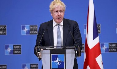 Boris Johnson NATO genel sekreterliğine mi aday?